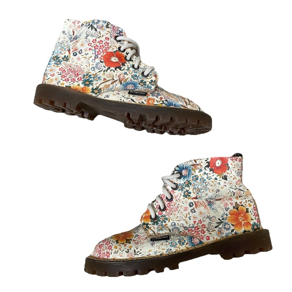 Dr. Martens White Meadow Floral Rare England Lace Up Boots Girls *10/11 READ